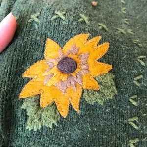 Vintage Croft & Barrow Seasonal Sweater. Embroidered. Beautiful Stitching. Sz M